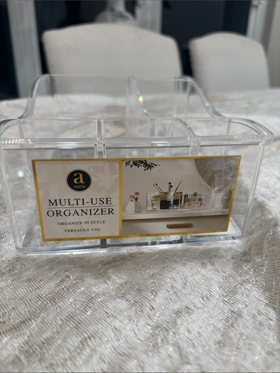 Aura Other - Cosmetic and Desk Organization
